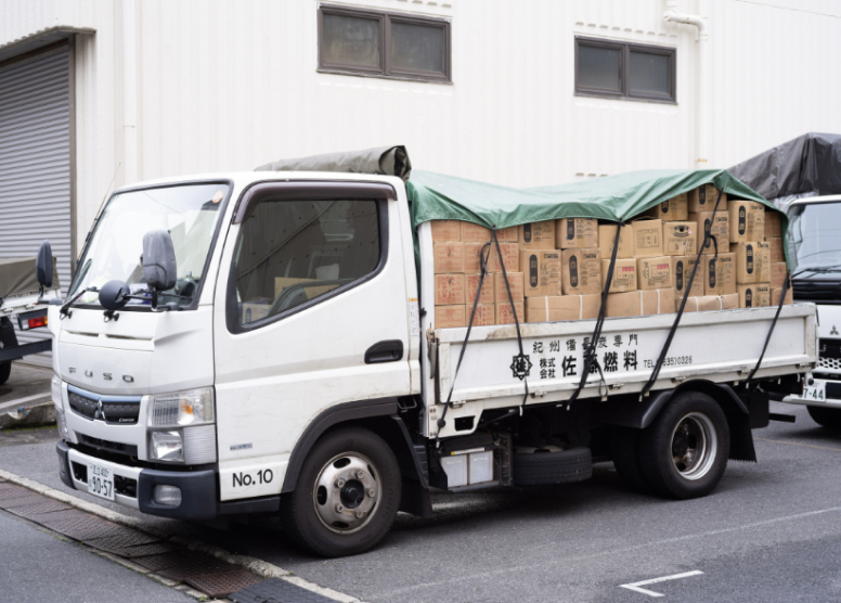 自社トラックの写真